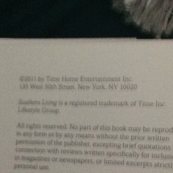 Classic Southern Living Style Hardcover Book. Cool - Picture 7 of 7